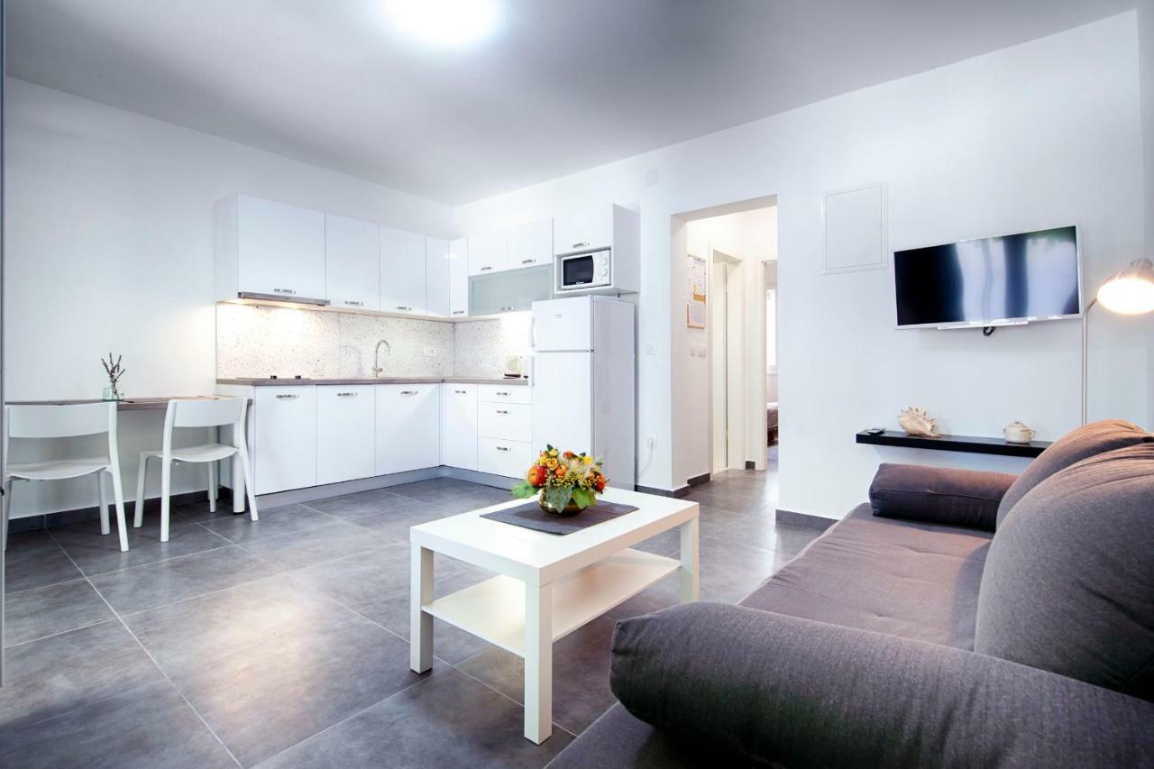 Apartmani Dule Komiža Dış mekan fotoğraf