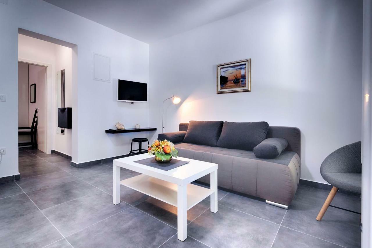 Apartmani Dule Komiža Dış mekan fotoğraf